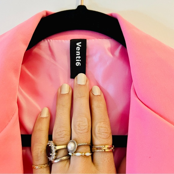 Venti6 | Bubblegum Pink, Ruched Cropped Sleeve Blazer - Picture 3 of 7